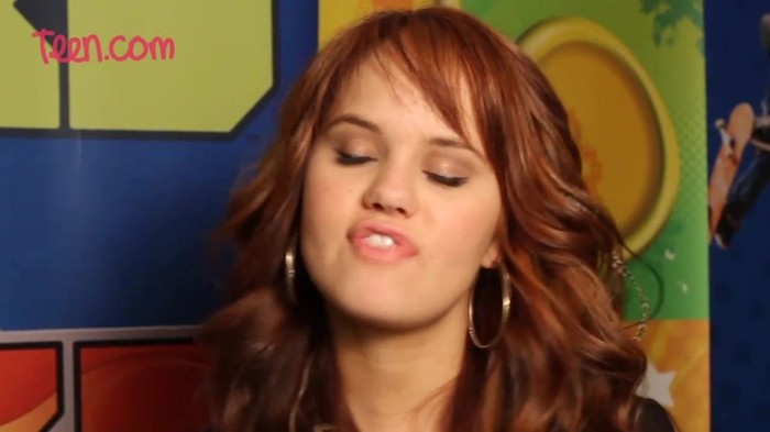 Debby Ryan Discovered Justin Bieber First! 106