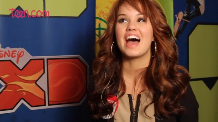 Debby Ryan Discovered Justin Bieber First! 189