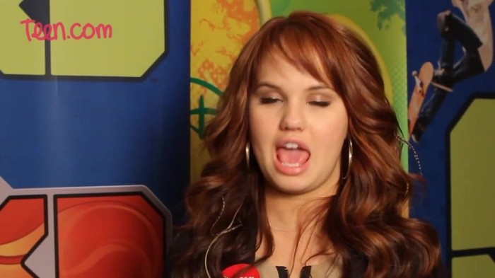 Debby Ryan Discovered Justin Bieber First! 211
