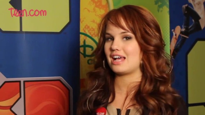 Debby Ryan Discovered Justin Bieber First! 214