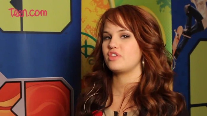 Debby Ryan Discovered Justin Bieber First! 216