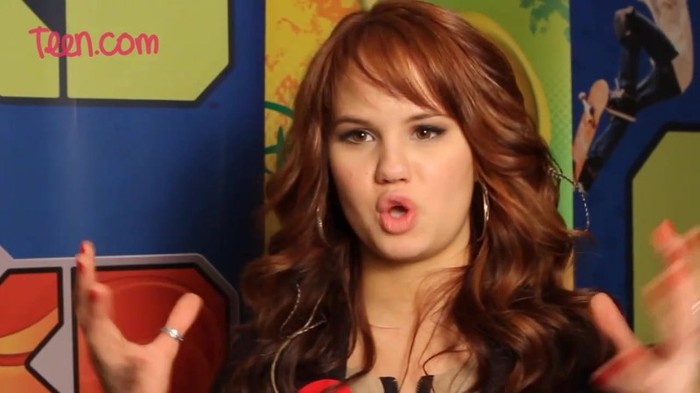 Debby Ryan Discovered Justin Bieber First! 235