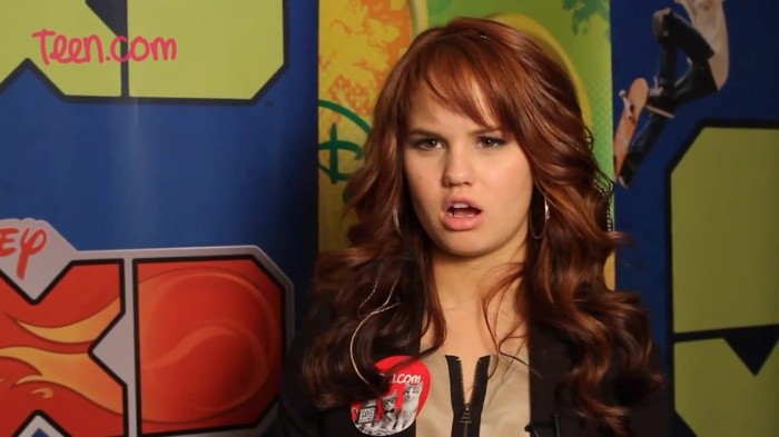 Debby Ryan Discovered Justin Bieber First! 330