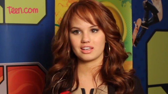 Debby Ryan Discovered Justin Bieber First! 400