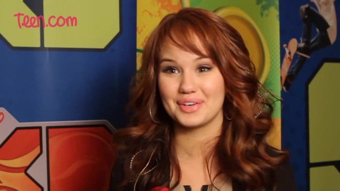 Debby Ryan Discovered Justin Bieber First! 412