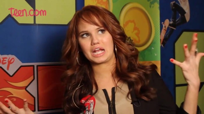 Debby Ryan Discovered Justin Bieber First! 463
