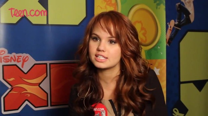 Debby Ryan Discovered Justin Bieber First! 544
