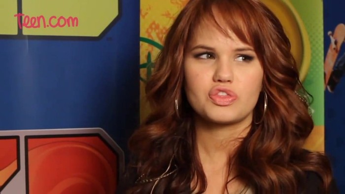 Debby Ryan Discovered Justin Bieber First! 568