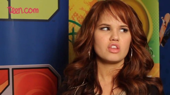 Debby Ryan Discovered Justin Bieber First! 570