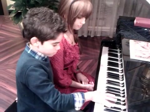 Debby Ryan gives Cameron a quick piano lesson 102