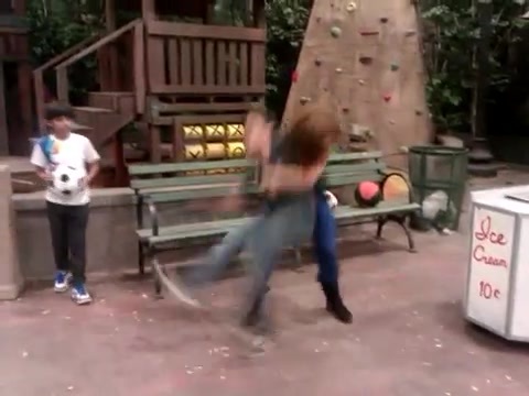 Cameron vs. Debby - Kung Fu battle! 100