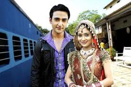 descărcare (2) - Anukalp si Mona