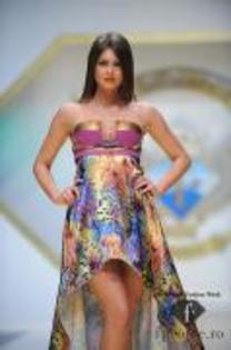 claudia-rawlings-fusion-affair-long-dress-3a_thumb