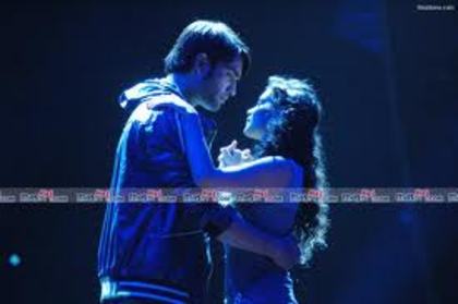 imagesc - Abhay and Piya Dance