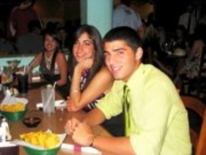 27232_102706813103406_100000922639536_22202_1331328_a - Jason Canela