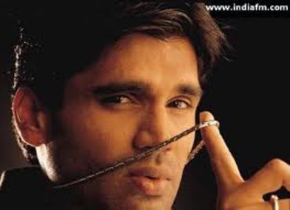 images (2) - Dev - Sunil Shetty