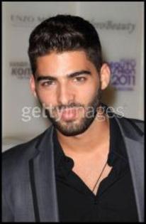 392267_272425529483452_271738429552162_780540_1993093941_a - Jason Canela