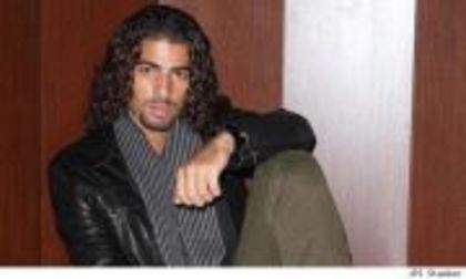 406360_272420872817251_271738429552162_780486_218641102_a - Jason Canela