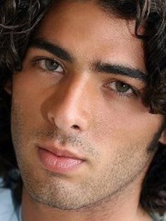 409038_272422152817123_271738429552162_780521_884083986_a - Jason Canela