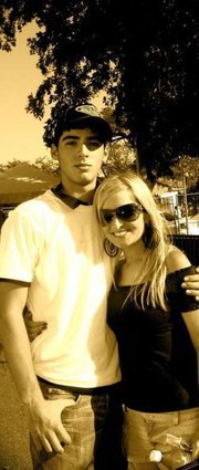 41706_100001622771672_4415459_n - Jason Canela