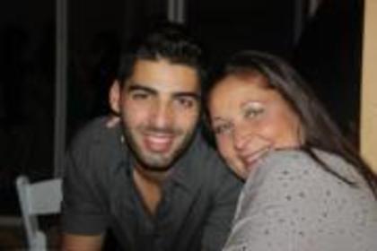 166974_190792274352986_100002666438109_324450_899798512_a - Jason Canela