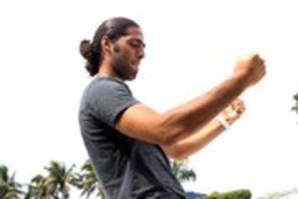 267341_258970200782498_182845248394994_1089015_516910_a - Jason Canela