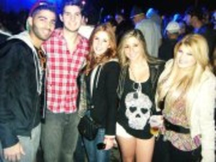 403915_188532737912273_100002666438109_318067_3773526_a - Jason Canela