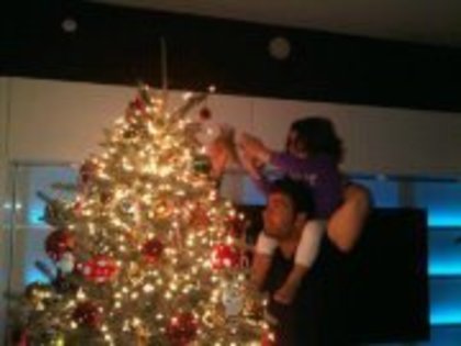 384621_215224138552435_159581520783364_471000_1894819892_a - Jason Canela