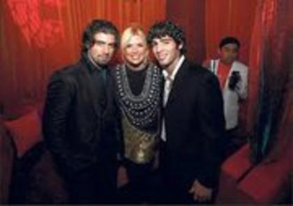 196896_193057684066218_192909200747733_461241_2639275_a - Jason Canela