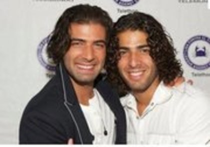 200400_193057630732890_192909200747733_461239_5176583_a - Jason Canela