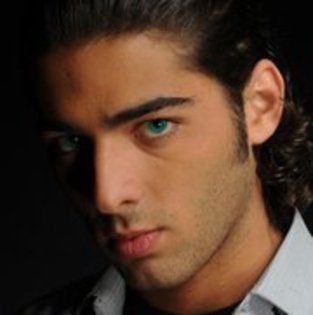 224862_200094523362534_192909200747733_502612_4445747_a - Jason Canela