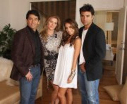 297494_276067549098564_192909200747733_763124_432764756_a - Jason Canela