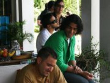 311761_276066682431984_192909200747733_763102_1978779063_a - Jason Canela