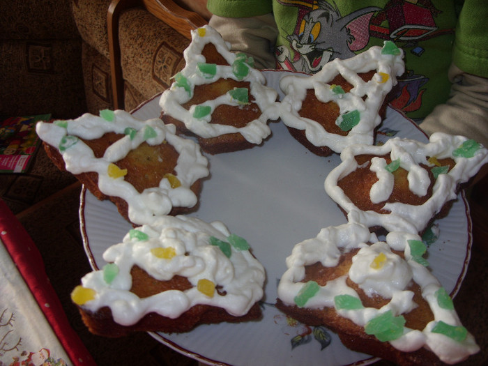 checuri braduti cu frisca