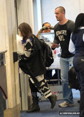 normal_ghykn975bgbn_28429