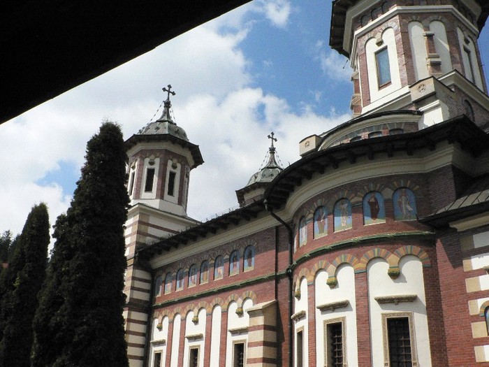 P1090841 - 2010 17 19 04 busteni