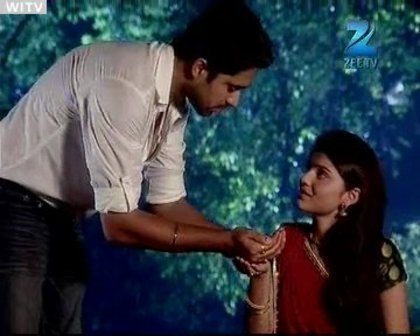 Dev & Radhika in Love [139]