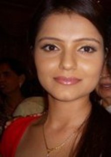 Rubina Dilaik in Love [31]
