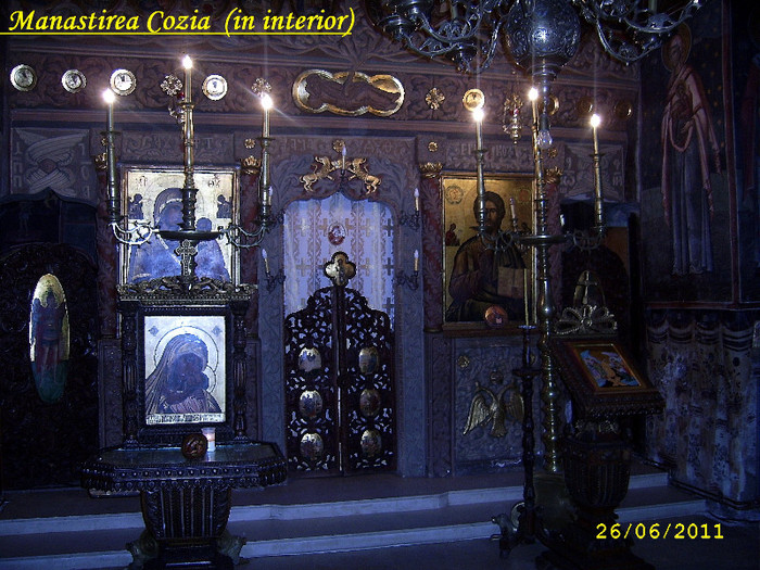 93. Manastirea Cozia (in interior) - Fascinanta Romanie - 3