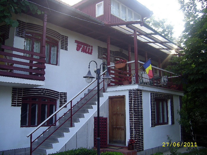 144. Pensiunea D\'ALLI (Baile Govora) - Fascinanta Romanie - 3