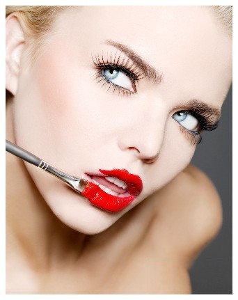 fotografie_machiaj-cu-buze-rosii