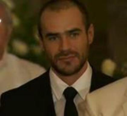 373690_268829509831298_1625725490_n