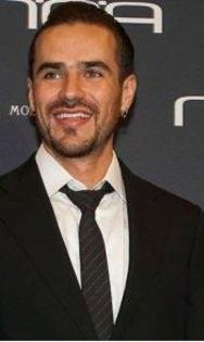 376208_268836916497224_268829509831298_743533_1799892424_a