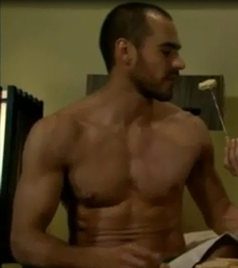 281390_257160844299567_226089210740064_1251363_3165043_n