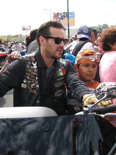 308197_289620814386903_226089210740064_1404049_2012674024_n