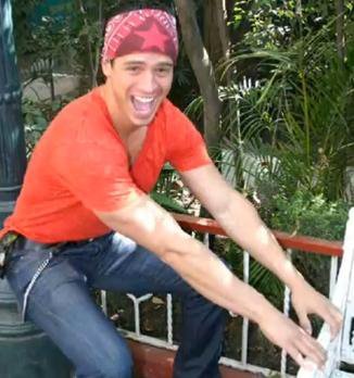 28388_122779844421427_122759937756751_165608_1119125_n - Jose Carlos Femat