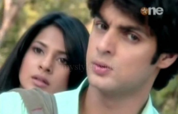 18457_292239012426_245579217426_3314021_6649040_n - Sid si Ridhhima3