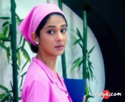 images (13) - Jennifer Winget - Dr Ridhima Gupta3
