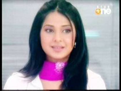 images (25) - Jennifer Winget - Dr Ridhima Gupta3