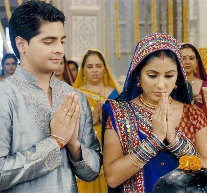 387556_140655416037839_100002801450227_134540_882080536_n - Naitik si Akshara